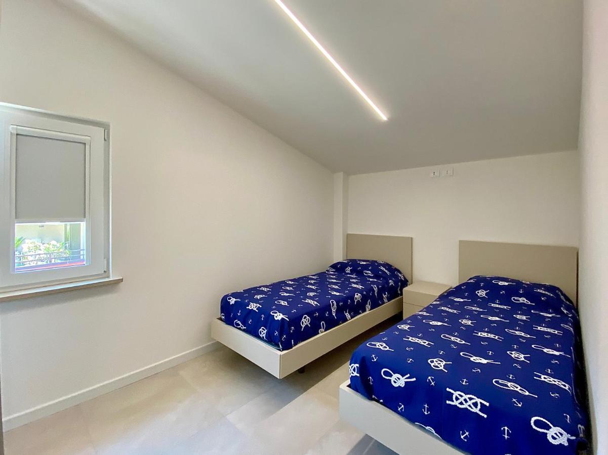 Em Apartments Lignano Sabbiadoro Buitenkant foto