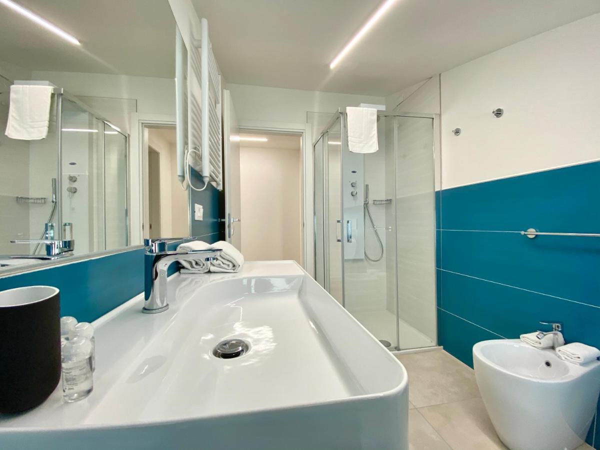 Em Apartments Lignano Sabbiadoro Buitenkant foto